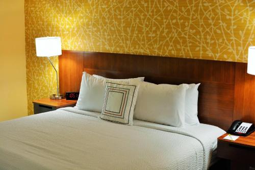 Fairfield Inn & Suites by Marriott Omaha Northwest - image 10