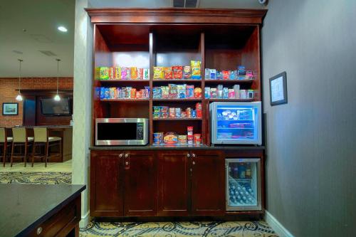 Fairfield Inn & Suites by Marriott Keene Downtown - image 2