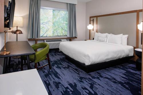 King Room - Hearing Accessible