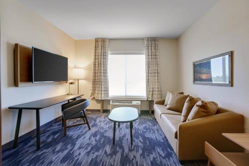 Suite, 1 King, Sofa bed