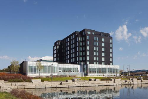 Delta Hotels by Marriott Thunder Bay