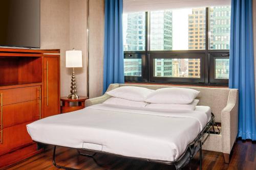 Four Points by Sheraton Midtown - Times Square - image 6