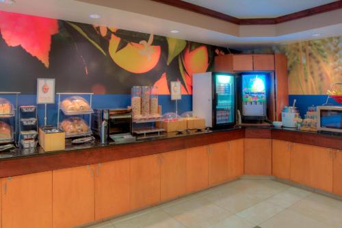 Fairfield by Marriott Inn & Suites Mobile Daphne/Eastern Shore - 식음료(F&B)