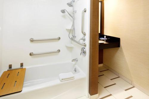 Fairfield Inn by Marriott East Rutherford Meadowlands - image 2