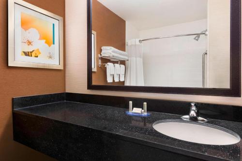 Fairfield Inn & Suites Mankato - image 6