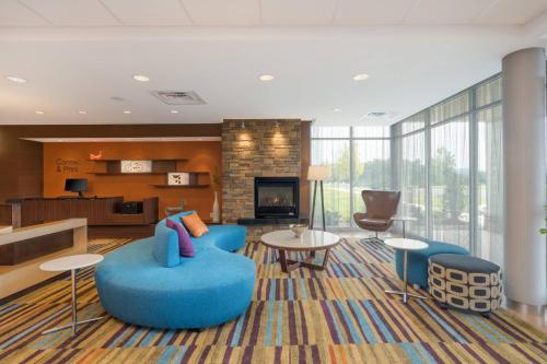 . Fairfield Inn & Suites by Marriott Bloomsburg