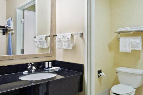 King Room image 5