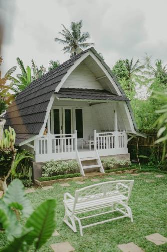 Ubud White Cottage, Ubud