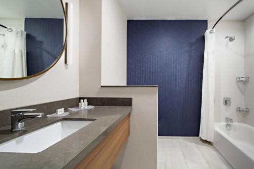 Fairfield Inn & Suites by Marriott Fayetteville in Fayetteville, USA