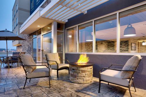 Fairfield Inn & Suites by Marriott Fort Smith - image 8