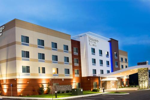Fairfield Inn & Suites by Marriott Dickson in Dickson, USA