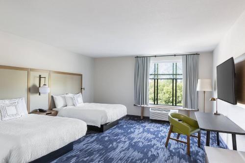 Studio, 2 Queen Beds, City view