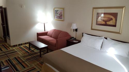 Country Inn & Suites by Radisson, Fort Worth West l-30 NAS JRB