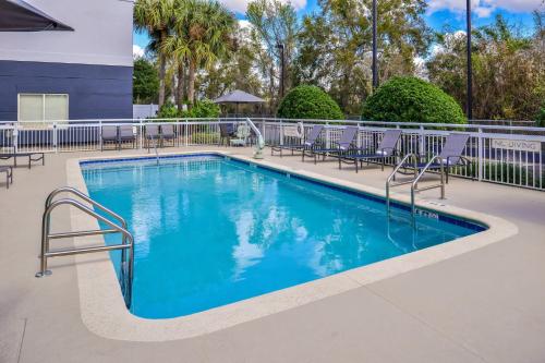 Fairfield Inn & Suites by Marriott Ocala - image 11