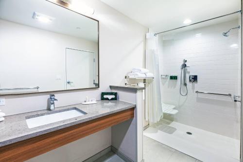 Fairfield Inn & Suites by Marriott Tulsa Catoosa in Catoosa, USA