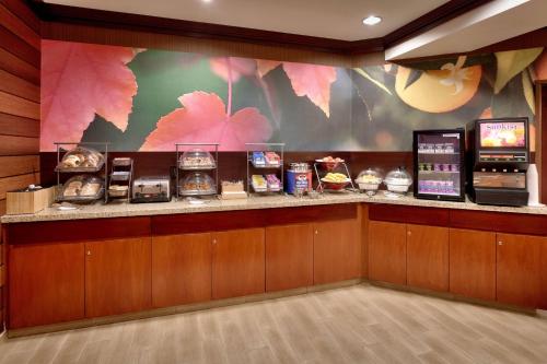 Fairfield Inn & Suites by Marriott Yuma - image 10