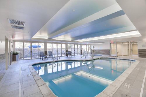 Fairfield Inn & Suites By Marriott Wichita East - image 11