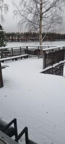 Spacious 4BR Apartment Särkilahti (Spacious 4BR Apartment Sarkilahti) in 萨翁林纳