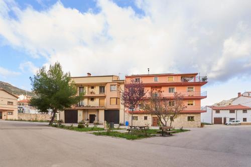 Casa Pureza in Aliaga