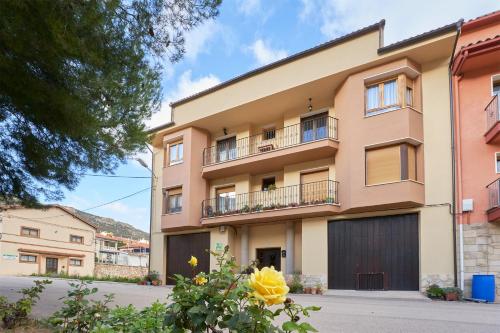 Casa Pureza in Aliaga
