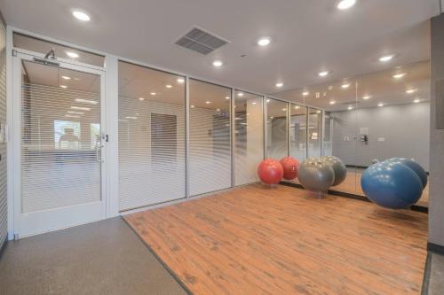 Fairfield Inn & Suites by Marriott Gaylord - image 5