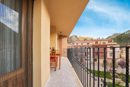 Casa Pureza in Aliaga