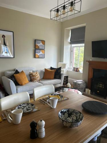Tower View Apartment in Carrick