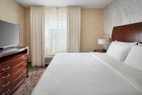 Fairfield Inn & Suites by Marriott Great Barrington Lenox/Berkshires - image 11