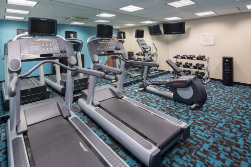 Fairfield Inn & Suites by Marriott Portland North - image 6
