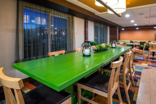 設施, Fairfield by Marriott Inn & Suites Salt Lake City South in 泰勒斯維爾區