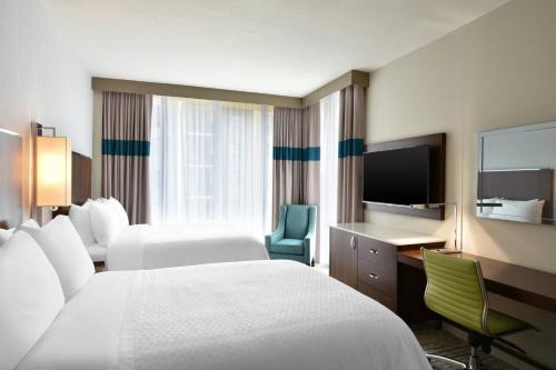Four Points by Sheraton Coral Gables - image 2