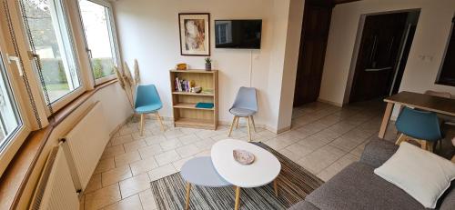 Superbe logement refait à neuf 3 chambres et double parking, Strasbourg (photo 5)