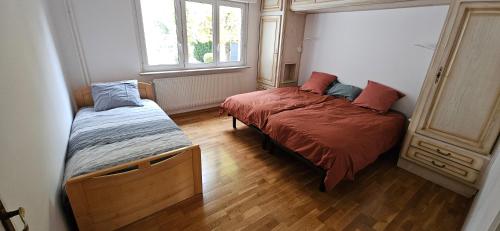 Superbe logement refait à neuf 3 chambres et double parking, Strasbourg (photo 4)
