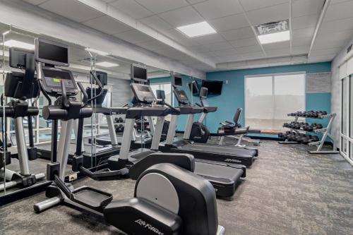 Fairfield Inn & Suites by Marriott Commerce - image 5