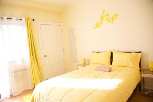 Brighton Beach Room y Close to Shopping in Brooklyn, USA