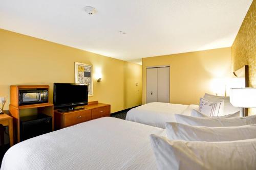 Double Room with Two Double Beds room in Fairfield Inn & Suites by Marriott Tampa Fairgrounds/Casino