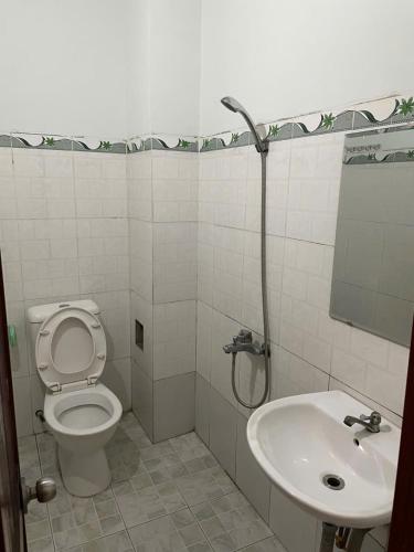 Khách sạn Bảo Trân 2 Khách sạn Bảo Trân 2