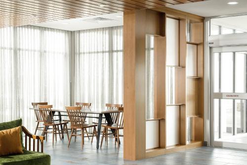 Fairfield Inn & Suites by Marriott Salina - image 6