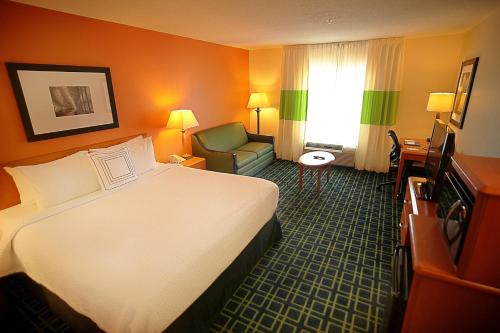 Fairfield Inn & Suites Mount Vernon Rend Lake - image 6