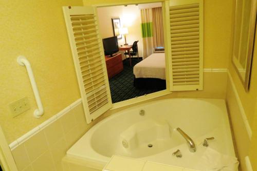 Fairfield Inn & Suites Mount Vernon Rend Lake in Mount Vernon, USA