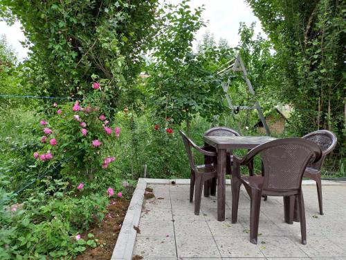 Quba Gechresh guest house in Qechresh