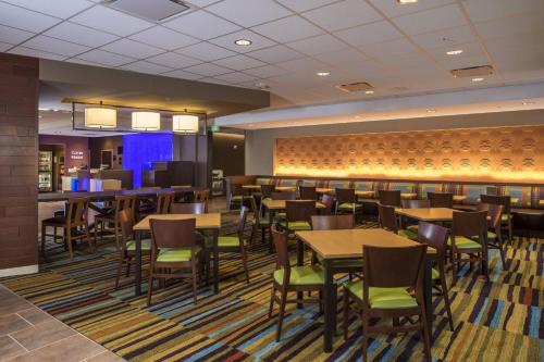 Fairfield Inn & Suites by Marriott Pittsburgh North/McCandless Crossing - image 12