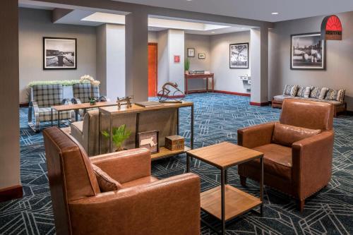 . Four Points by Sheraton Boston Logan Airport Revere