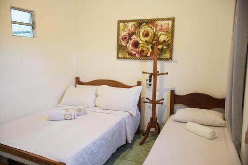 1 double bed, 1 twin bed
