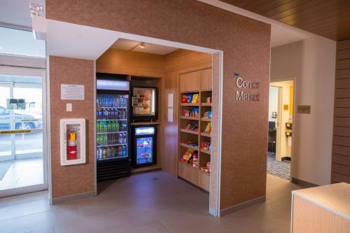 Fairfield Inn & Suites By Marriott Alexandria - image 7