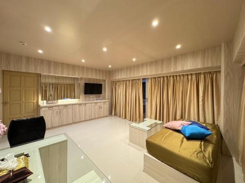 Condo Minium Patong Phuket Room Type - One-Bedroom Suite Condo Minium Patong Phuket Room Type - One-Bedroom Suite