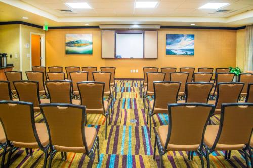 Fairfield by Marriott Inn & Suites Burley - 회의실/연회장