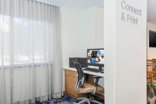 Fairfield Inn & Suites Houston Humble - image 7