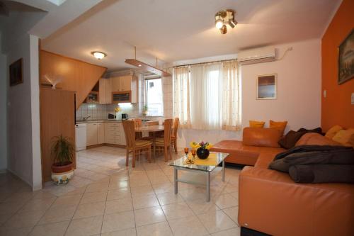 Piazza Old Town Apartment, Split (photo 8)