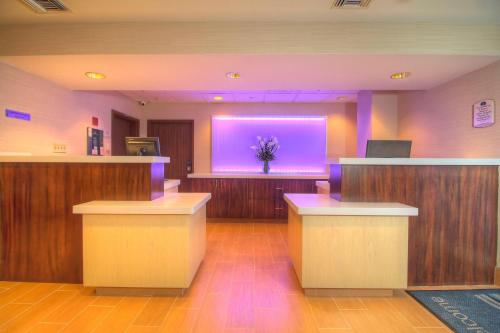Fairfield Inn & Suites By Marriott Jupiter - image 7